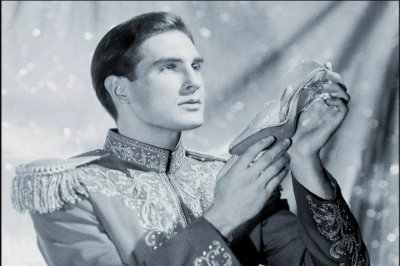 CINDERELLA_-_A_LOVELY_NIGHT_THE_MAKING_OF_832.jpg