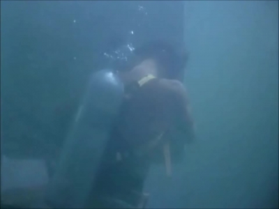 FLIPPER_-_E1X07_COUNTDOWN_FOR_FLIPPER_0307.jpg