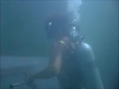 FLIPPER_-_E1X07_COUNTDOWN_FOR_FLIPPER_0314.jpg