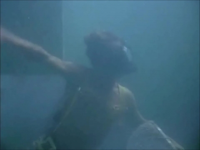 FLIPPER_-_E1X07_COUNTDOWN_FOR_FLIPPER_0321.jpg