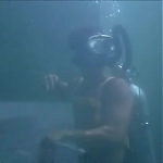 FLIPPER_-_E1X07_COUNTDOWN_FOR_FLIPPER_0315.jpg