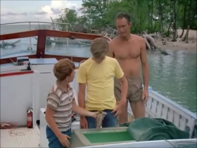 FLIPPER_-_E1X07_COUNTDOWN_FOR_FLIPPER_0712.jpg