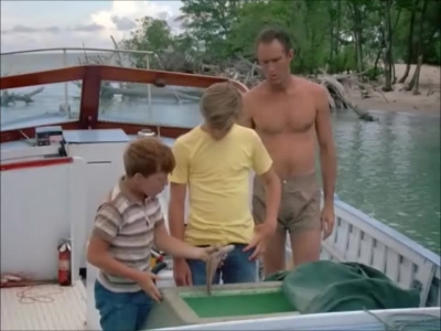 FLIPPER_-_E1X07_COUNTDOWN_FOR_FLIPPER_0716.jpg