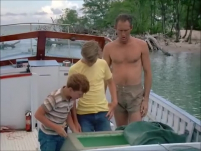 FLIPPER_-_E1X07_COUNTDOWN_FOR_FLIPPER_0726.jpg
