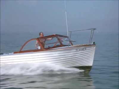FLIPPER_-_E1X07_COUNTDOWN_FOR_FLIPPER_1040.jpg