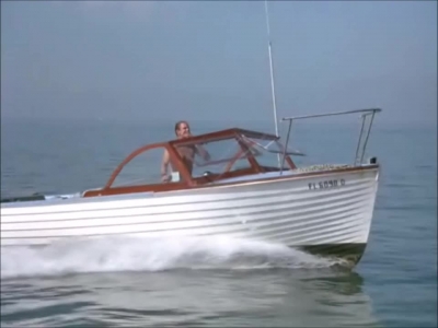 FLIPPER_-_E1X07_COUNTDOWN_FOR_FLIPPER_1061.jpg