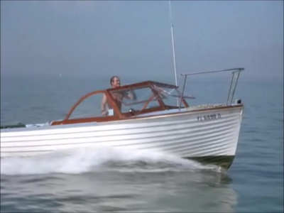 FLIPPER_-_E1X07_COUNTDOWN_FOR_FLIPPER_1062.jpg
