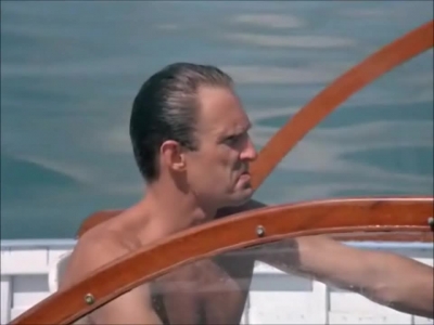 FLIPPER_-_E1X07_COUNTDOWN_FOR_FLIPPER_1172.jpg