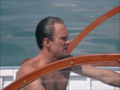 FLIPPER_-_E1X07_COUNTDOWN_FOR_FLIPPER_1173.jpg
