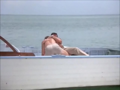 FLIPPER_-_E1X07_COUNTDOWN_FOR_FLIPPER_1197.jpg