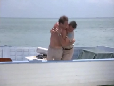 FLIPPER_-_E1X07_COUNTDOWN_FOR_FLIPPER_1209.jpg