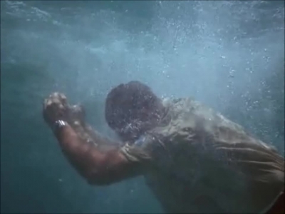 FLIPPER_-_E1X07_COUNTDOWN_FOR_FLIPPER_1329.jpg