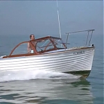 FLIPPER_-_E1X07_COUNTDOWN_FOR_FLIPPER_1090.jpg