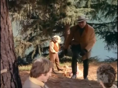 BONANZA_-_E13X24_A_PLACE_TO_HIDE_0542.jpg