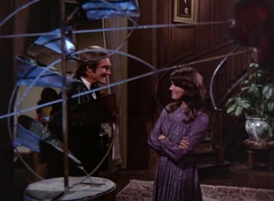 MCMILLAN_AND_WIFE_-_E1X05_THE_FACE_OF_MURDER_077.jpg