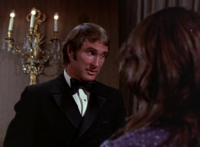 MCMILLAN_AND_WIFE_-_E1X05_THE_FACE_OF_MURDER_092.jpg