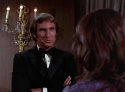 MCMILLAN_AND_WIFE_-_E1X05_THE_FACE_OF_MURDER_124.jpg