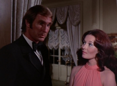 MCMILLAN_AND_WIFE_-_E1X05_THE_FACE_OF_MURDER_165.jpg