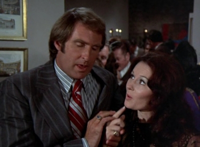 MCMILLAN_AND_WIFE_-_E1X05_THE_FACE_OF_MURDER_294.jpg