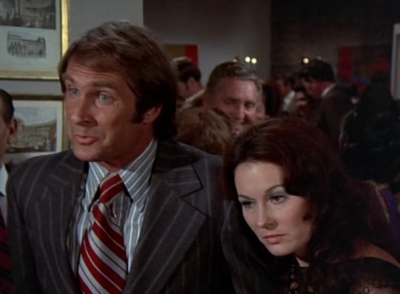 MCMILLAN_AND_WIFE_-_E1X05_THE_FACE_OF_MURDER_318.jpg