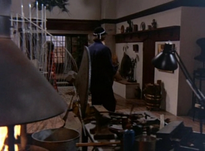 MCMILLAN_AND_WIFE_-_E1X05_THE_FACE_OF_MURDER_400.jpg