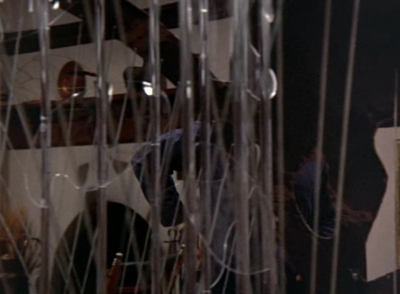 MCMILLAN_AND_WIFE_-_E1X05_THE_FACE_OF_MURDER_429.jpg