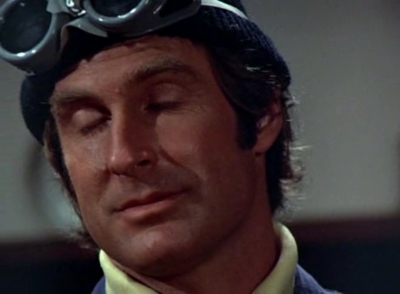 MCMILLAN_AND_WIFE_-_E1X05_THE_FACE_OF_MURDER_475.jpg