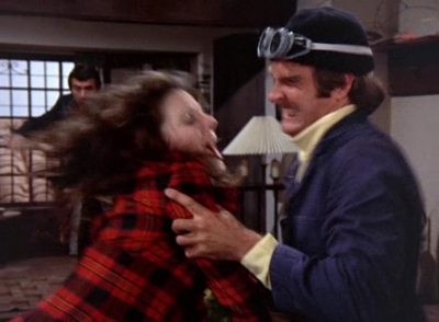 MCMILLAN_AND_WIFE_-_E1X05_THE_FACE_OF_MURDER_562.jpg