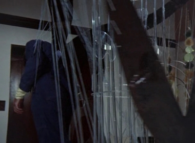 MCMILLAN_AND_WIFE_-_E1X05_THE_FACE_OF_MURDER_629.jpg
