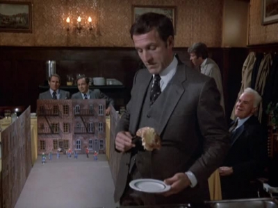 HILL_STREET_BLUES_-_E1X12_I_NEVER_PROMISED_YOU_A_ROSE_MARVIN_035.jpg