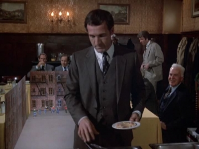 HILL_STREET_BLUES_-_E1X12_I_NEVER_PROMISED_YOU_A_ROSE_MARVIN_053.jpg
