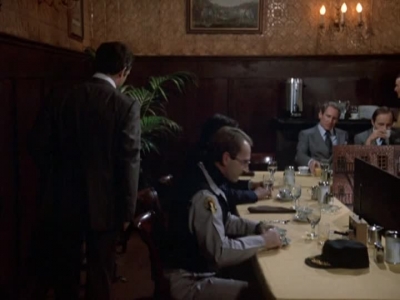 HILL_STREET_BLUES_-_E1X12_I_NEVER_PROMISED_YOU_A_ROSE_MARVIN_068.jpg