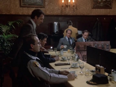 HILL_STREET_BLUES_-_E1X12_I_NEVER_PROMISED_YOU_A_ROSE_MARVIN_081.jpg