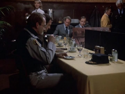HILL_STREET_BLUES_-_E1X12_I_NEVER_PROMISED_YOU_A_ROSE_MARVIN_101.jpg