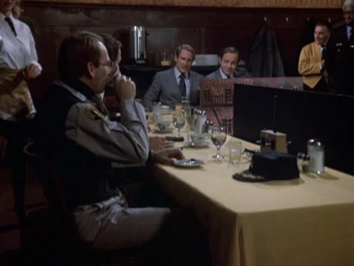 HILL_STREET_BLUES_-_E1X12_I_NEVER_PROMISED_YOU_A_ROSE_MARVIN_109.jpg