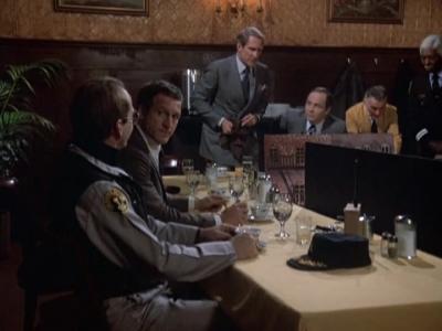 HILL_STREET_BLUES_-_E1X12_I_NEVER_PROMISED_YOU_A_ROSE_MARVIN_162.jpg