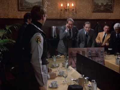 HILL_STREET_BLUES_-_E1X12_I_NEVER_PROMISED_YOU_A_ROSE_MARVIN_200.jpg