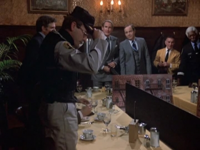 HILL_STREET_BLUES_-_E1X12_I_NEVER_PROMISED_YOU_A_ROSE_MARVIN_231.jpg