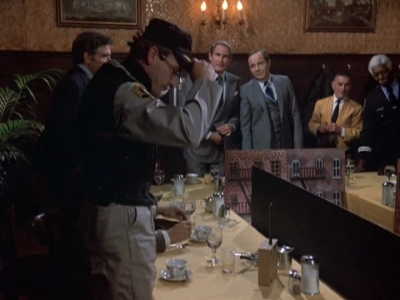 HILL_STREET_BLUES_-_E1X12_I_NEVER_PROMISED_YOU_A_ROSE_MARVIN_232.jpg