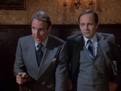 HILL_STREET_BLUES_-_E1X12_I_NEVER_PROMISED_YOU_A_ROSE_MARVIN_307.jpg