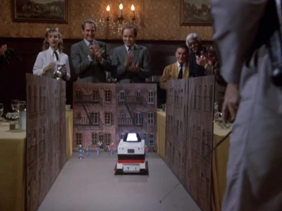 HILL_STREET_BLUES_-_E1X12_I_NEVER_PROMISED_YOU_A_ROSE_MARVIN_456.jpg