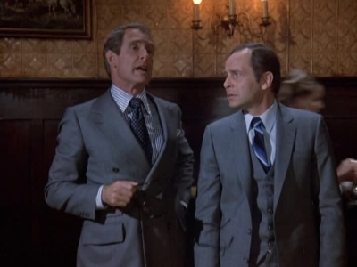 HILL_STREET_BLUES_-_E1X12_I_NEVER_PROMISED_YOU_A_ROSE_MARVIN_529.jpg