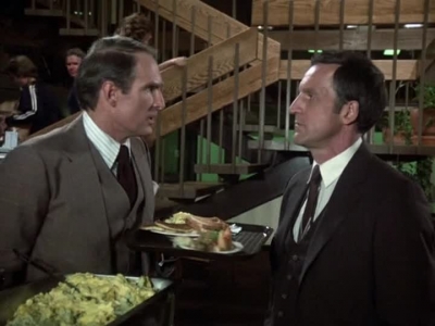 HILL_STREET_BLUES_-_E1X16_JUNGLE_MADNESS_PT_1_573.jpg