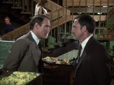 HILL_STREET_BLUES_-_E1X16_JUNGLE_MADNESS_PT_1_576.jpg