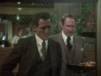 HILL_STREET_BLUES_-_E1X16_JUNGLE_MADNESS_PT_1_617.jpg