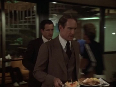 HILL_STREET_BLUES_-_E1X16_JUNGLE_MADNESS_PT_1_649.jpg