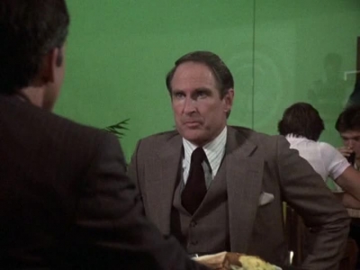 HILL_STREET_BLUES_-_E1X16_JUNGLE_MADNESS_PT_1_696.jpg