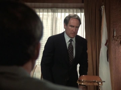 HILL_STREET_BLUES_-_E1X17_JUNGLE_MADNESS_PT_2__085.jpg