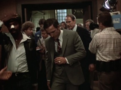 HILL_STREET_BLUES_-_E1X17_JUNGLE_MADNESS_PT_2__487.jpg