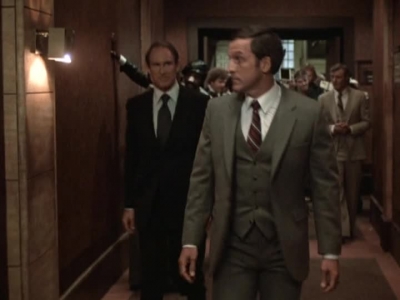 HILL_STREET_BLUES_-_E1X17_JUNGLE_MADNESS_PT_2__501.jpg